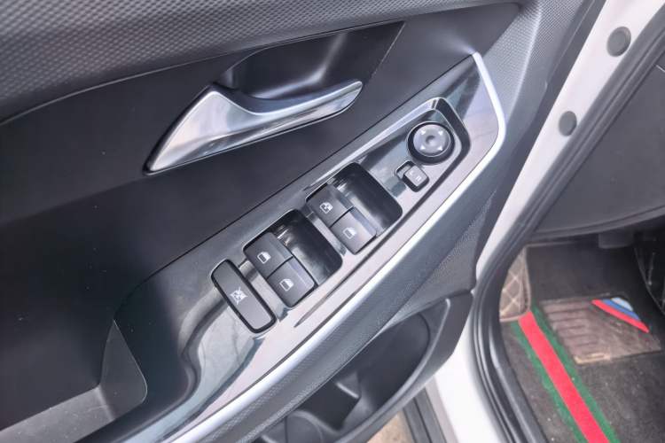 Used Hyundai ix25 2020 1.5L CVT GLS Smart Model
