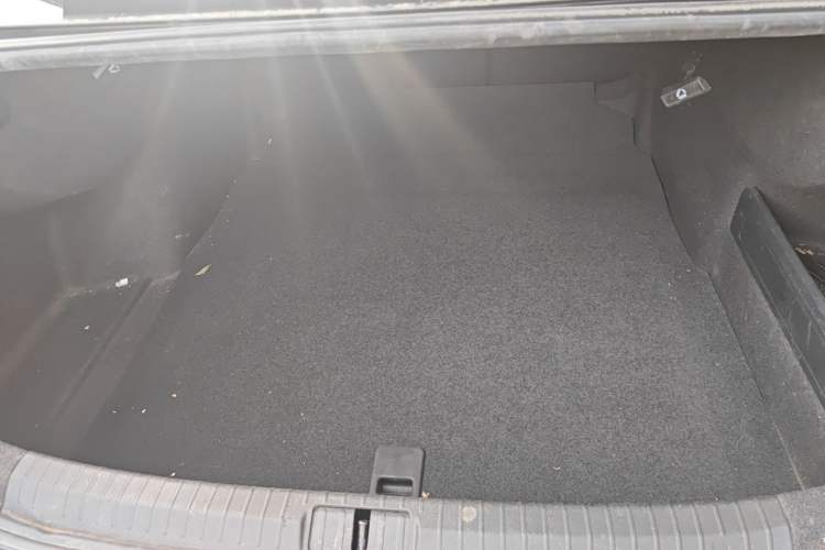 Used Volkswagen Magotan 2019 330TSI DSG Leading Model China VI Standard Trunk