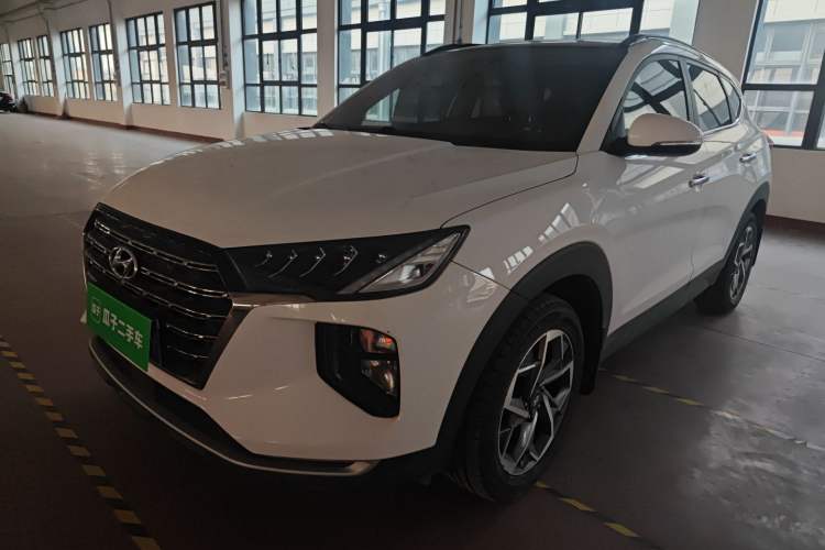 Used Hyundai Tucson 2020 280TGDi Two-Wheel-Drive GLS Fashion Edition China VI Standard