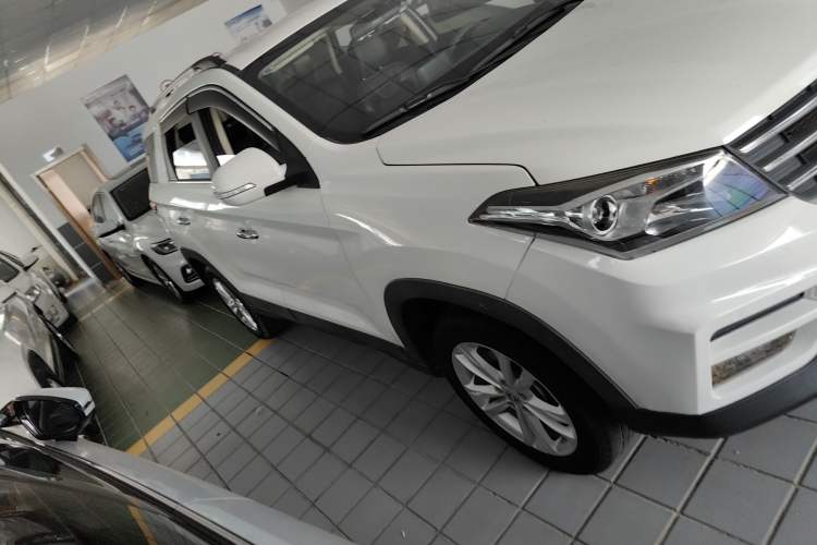 Used Dongfeng Fengon S560 2019 1.8L Manual Urban Model