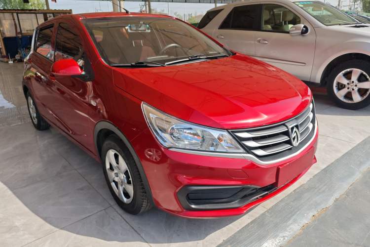 Used Baojun 310 2016 1.2L manual Comfort trim level