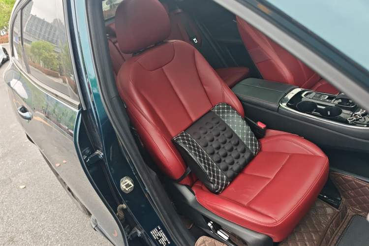 Used FORTHING T5 EVO 2021 1.5TD DCT Starry Edition Right Front Seat