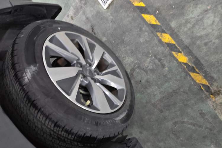 Used Geely Auto Haoyue 2020 1.8TD DCT Flagship 7-Seater Exterior 2