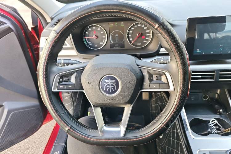 Used BYD Qin New Energy 2019 High-Range Luxury Model Steering Wheel