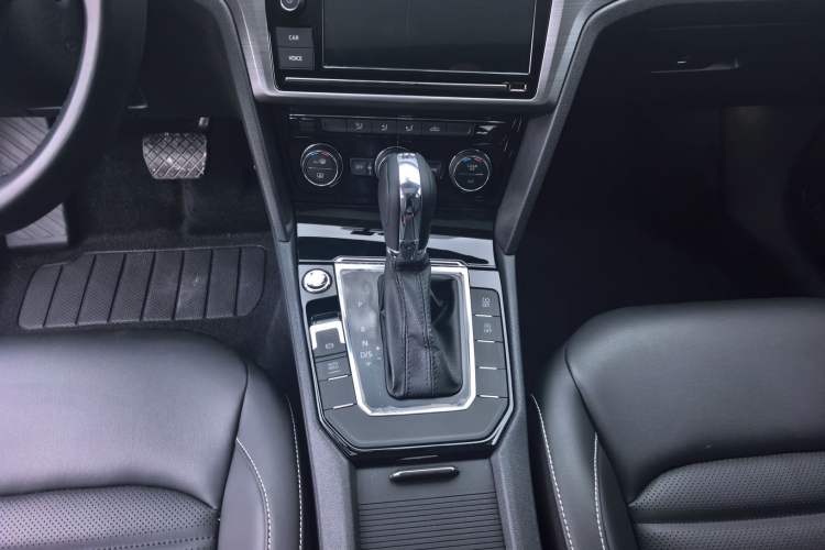 Used Volkswagen Lamando 2019 280TSI DSG Comfort Edition China VI standard
