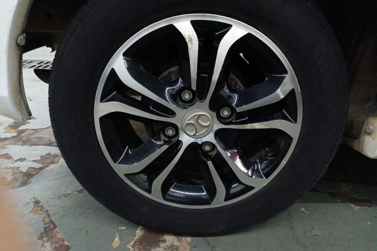 Used BAIC Senova D20 2015 Hatchback 1.5L Automatic Lotte Edition
