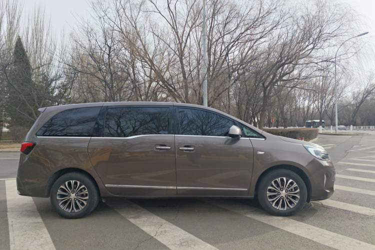 Used Buick GL8 2021 Land Cruiser Executive 652T Premium Model