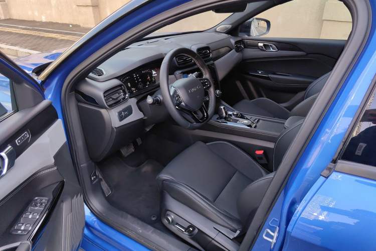 Used Lynk & Co 02 2021 2.0TD Automatic Two-Wheel Drive "Jin" Champion Edition