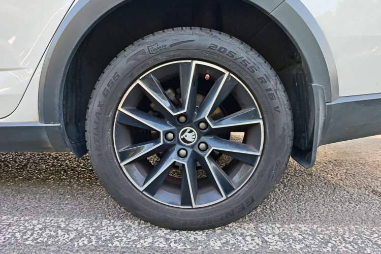 Used Skoda Octavia 2019 TSI230 DSG Luxury Edition Station Wagon China V Standard