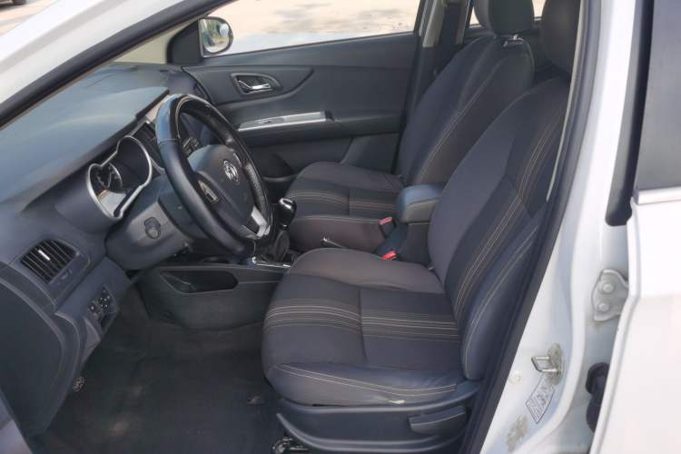 Used Dongfeng Aeolus AX3 2016 1.5L Manual ZhiKu Model