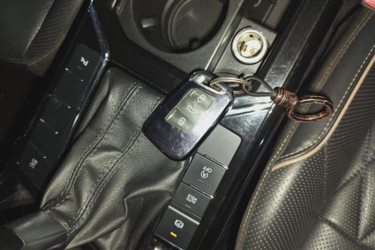 Used Volkswagen Passat 2019 330TSI Luxury Edition China VI Standard