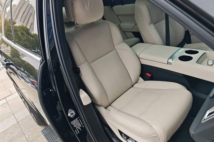 Used Li Auto L7 2025 Ultra Smart Refreshed Edition Right Front Seat