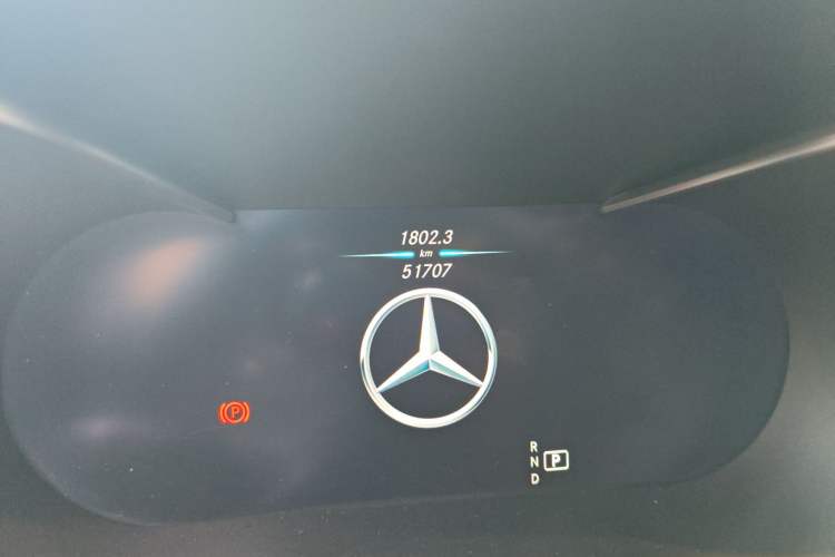 Used Mercedes-Benz GLC 2022 Facelifted GLC 260 L 4MATIC Dynamic Edition Odometer Close Up