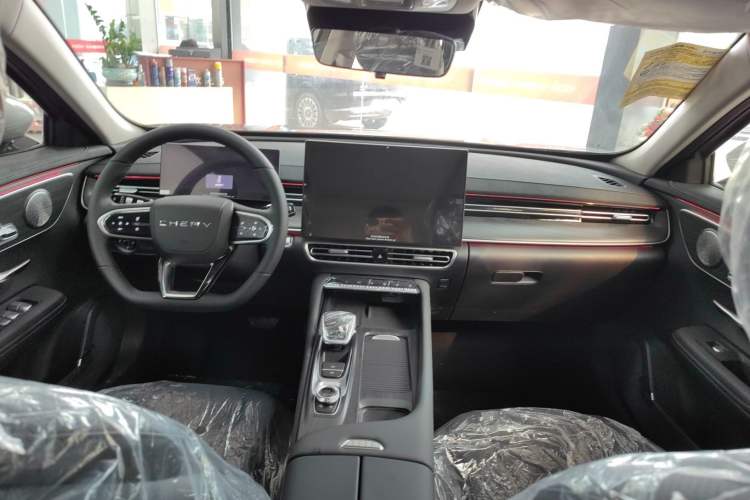 Used Chery Arrizo 8 PRO 2025 Pro 1.6T Luxury Model Interior 3