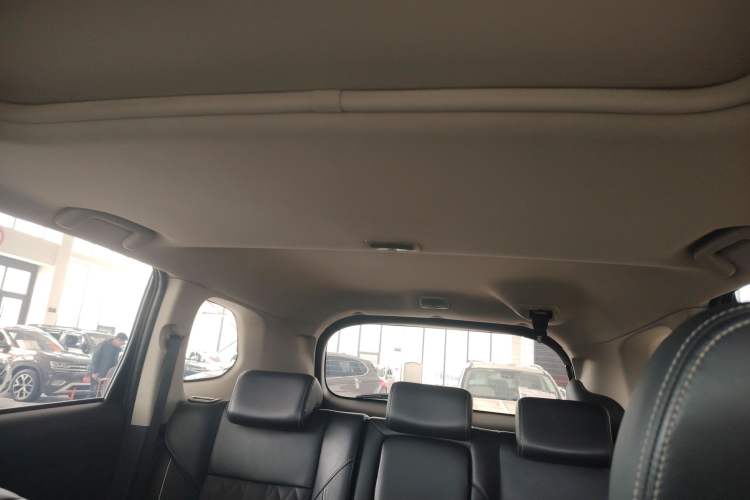 Used Mitsubishi Outlander 2020 2.4L 4x4 Zhi Xiang Edition 5 Seats