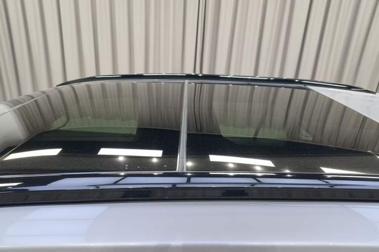 Used Toyota Wildlander 2023 Dual-Motor 2.5L E-CVT Four-Wheel Drive Prestige Edition Roof