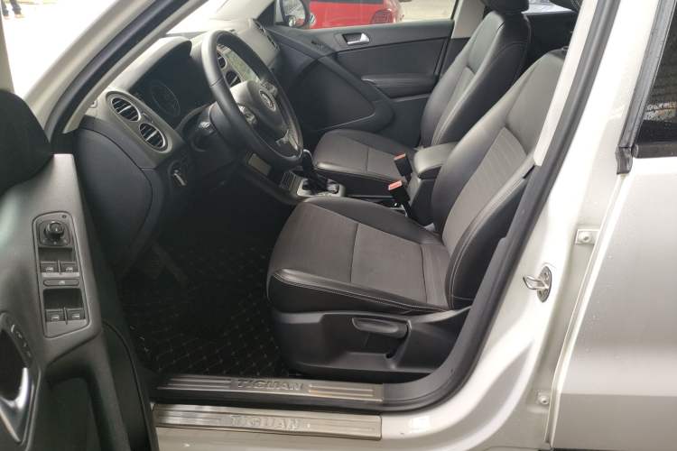 Used Volkswagen Tiguan L 2016 280TSI Automatic Two-Wheel-Drive Silk Road Style Edition