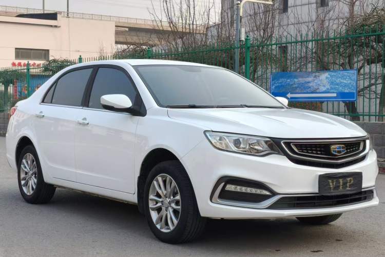 Used Geely Auto Vision 2019 Upgraded Model 1.5L Manual Luxury Version China VI Standard
