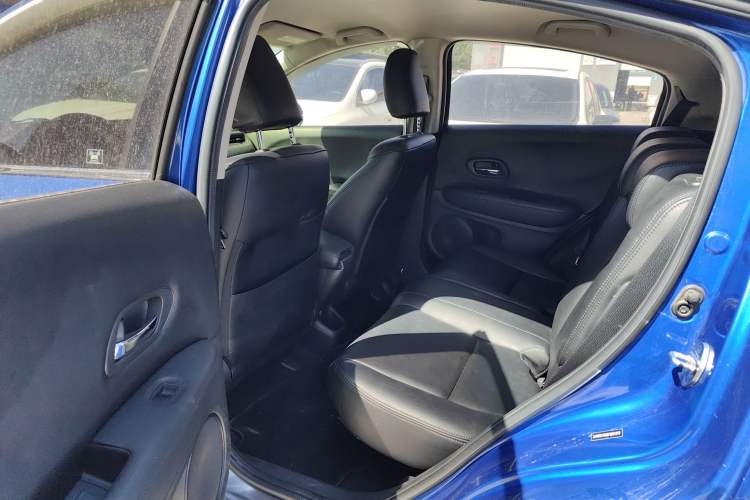 Used Honda Vezel 2015 1.5L CVT two-wheel drive Comfort trim
