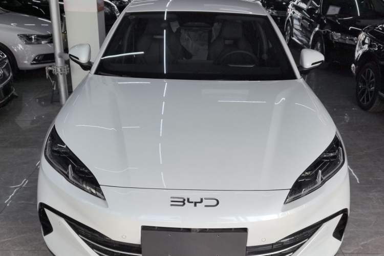 Used BYD Seal 06 New Energy 2025 DM-i Smart Drive 80KM Luxury Model
