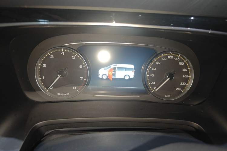 Used GAC Trumpchi M8 2021 Revised Version Lingxiu Series 390T Luxury Edition Instrument Cluster
