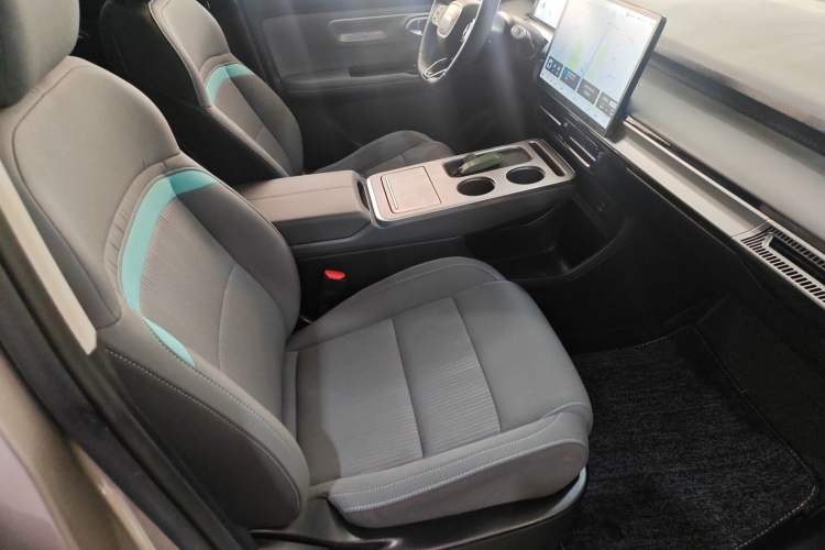 Used AION Y 2022 Plus 80 Enjoy Edition
