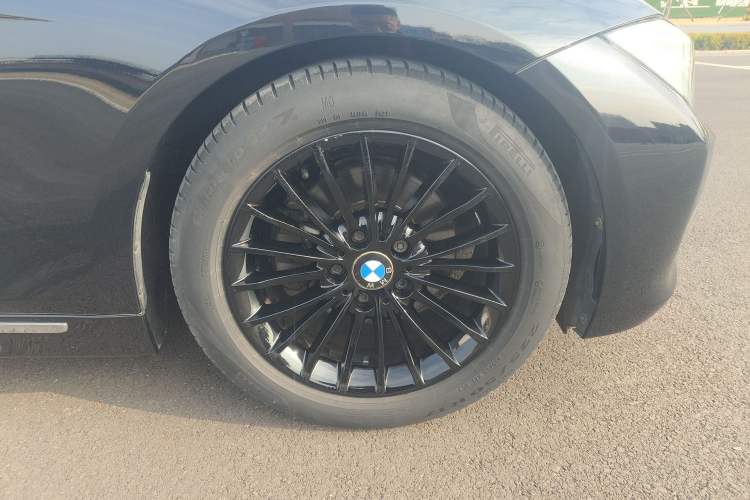 Used BMW 3 Series 2015 320Li Luxury Design Package