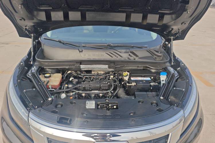Used Qoros 5 2018 Revised Version 1.6T Automatic Leading Edition
