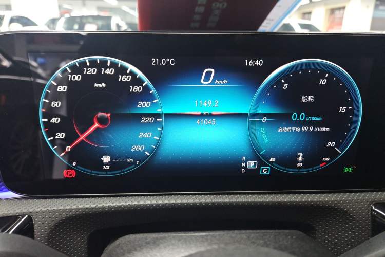 Used Mercedes-Benz A-Class 2021 A 200 L Sport Sedan Fashion Model
