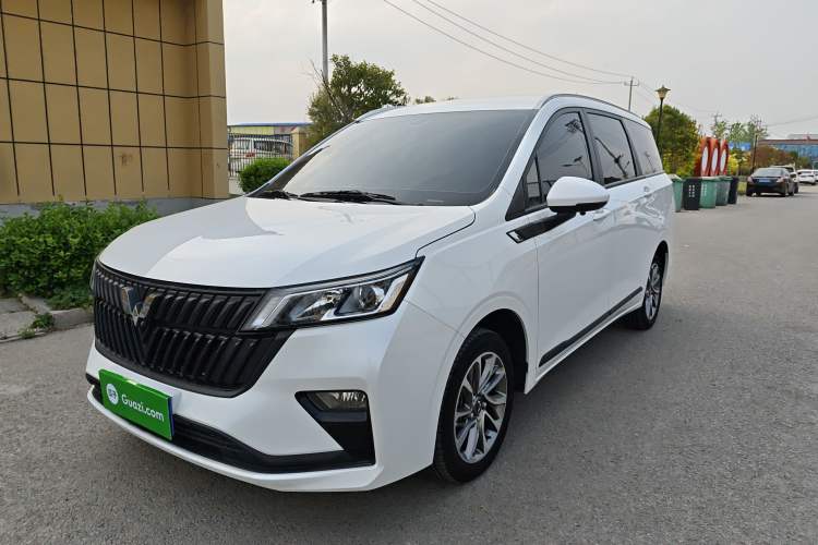 Used Wuling Jiachen 2022 1.5L Manual Enjoyment Elite Model
