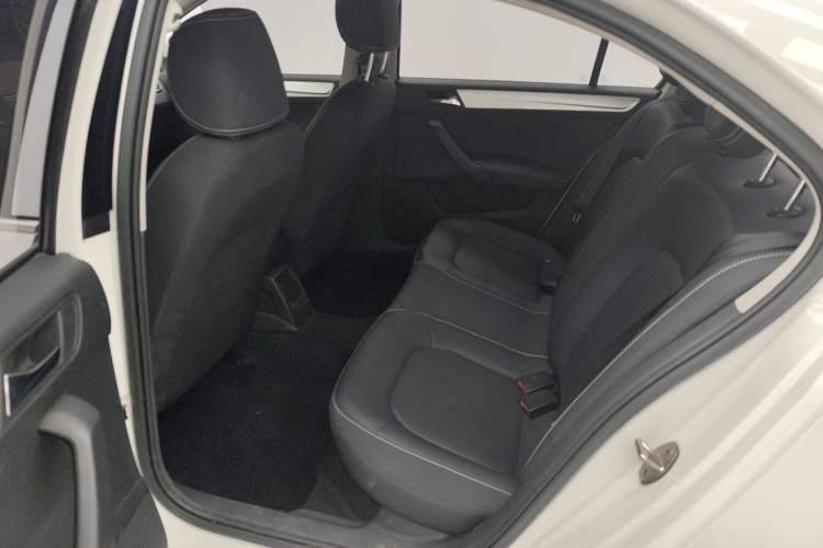 Used Skoda Rapid 2022 1.5L Automatic Comfort Edition Left Rear Seat