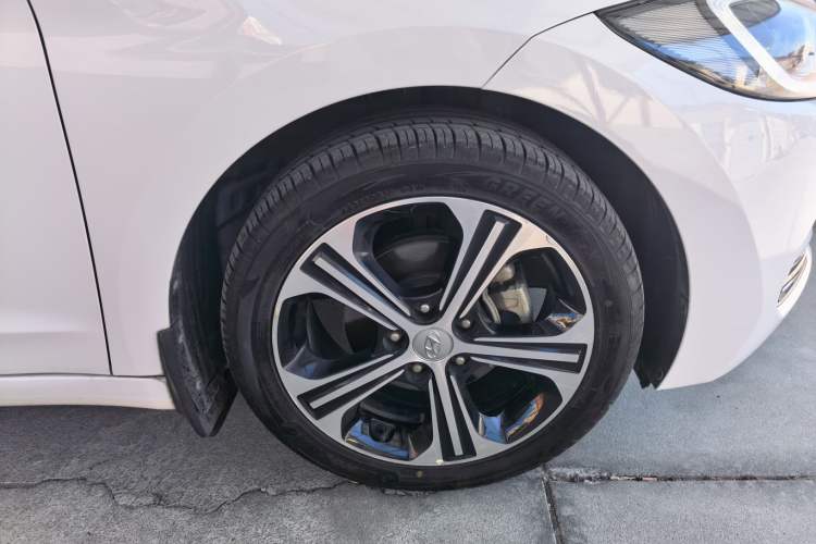 Used Hyundai Elantra (6th Generation / Lingdong) 2018 1.4T Dual-Clutch Xuan Dong · Dynamic Edition Exterior 4