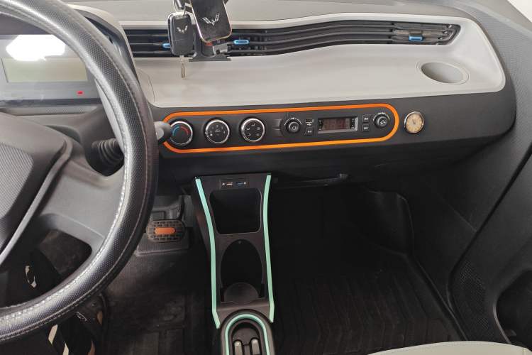 Used Wuling Hongguang MINIEV 2022 Easy Version Lithium-NMC