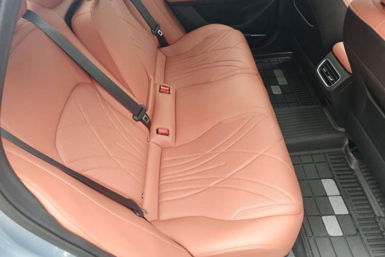 Used Geely Galaxy L6 2025 EM-i 140km Starship Edition