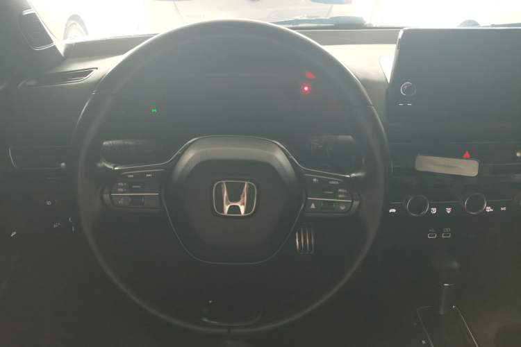 Used Honda Civic 2022 240TURBO CVT Dynamic Edition Steering Wheel