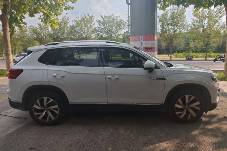 Used Volkswagen Tayron 2020 330TSI Two-Wheel Drive Luxury Smart Connectivity Version