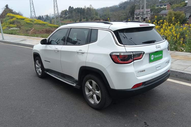 Used Jeep Compass 2017 200T Automatic Family Edition
