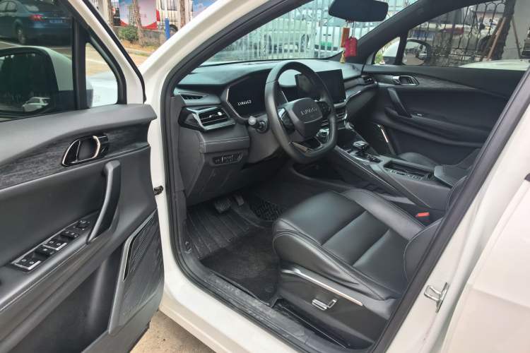 Used Lynk & Co 06 2023 Remix 1.5T JinPro
