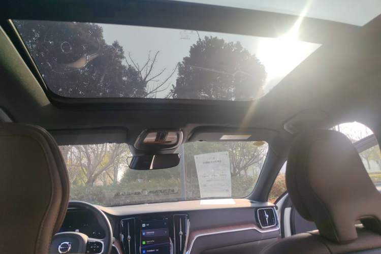 Used Volvo S60 2025 B4 Zhiyuan Luxury Edition