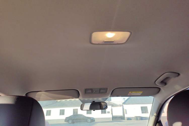 Used Hyundai Celesta 2018 1.6L Automatic GL Enjoyment Edition China VI compliant