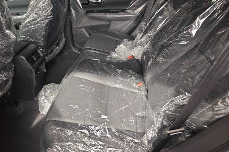 Used Honda CR-V 2026 Model—Global 30-Year Glory Edition 2.0L e:HEV Two-Wheel-Drive Smart Comfort Version