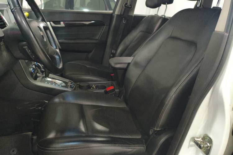 Used Chevrolet Captiva 2014 2.4L 4x4 Flagship Edition 7 Seats