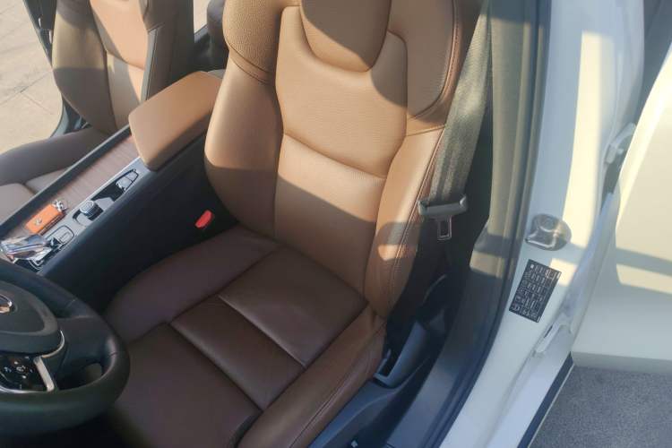 Used Volvo S60 2025 B4 Zhiyuan Luxury Edition