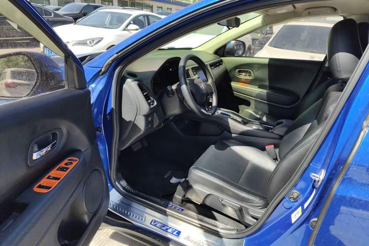 Used Honda Vezel 2015 1.5L CVT two-wheel drive Comfort trim
