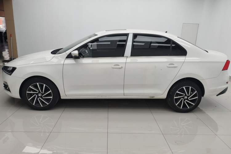 Used Skoda Rapid 2022 1.5L Automatic Comfort Edition Exterior 2