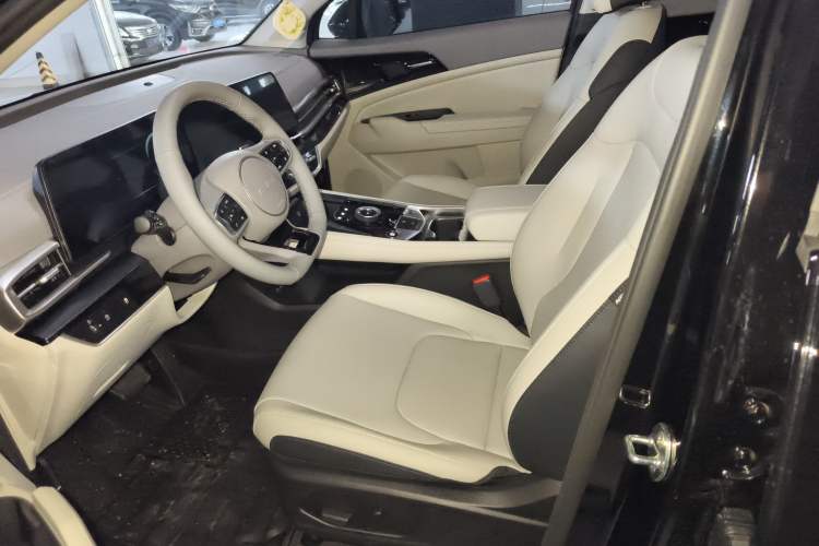 Used Kia Sportage (Chinese Domestic Model) 2025 1.5T Two-Wheel Drive Prestige Smart Enjoyment Version Left Front Seat