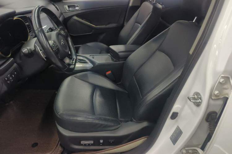 Used Kia K5 2014 2.0L Automatic LUXURY
