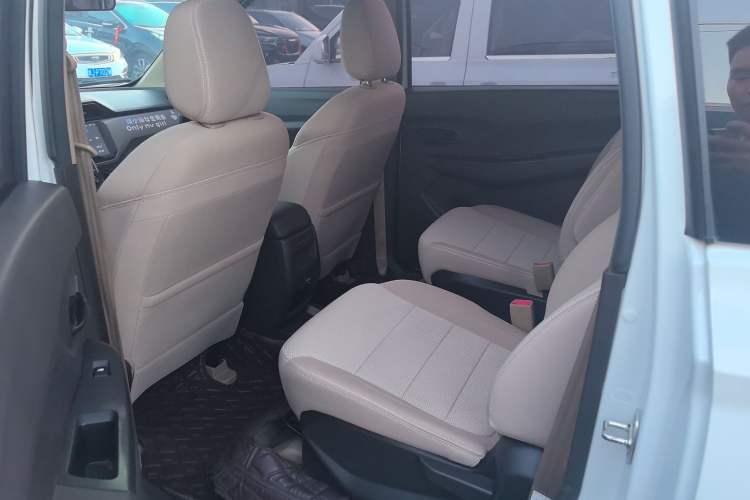 Used Wuling Hongguang 2021 1.5L Revised S Standard Version with Electric Power Steering LAR