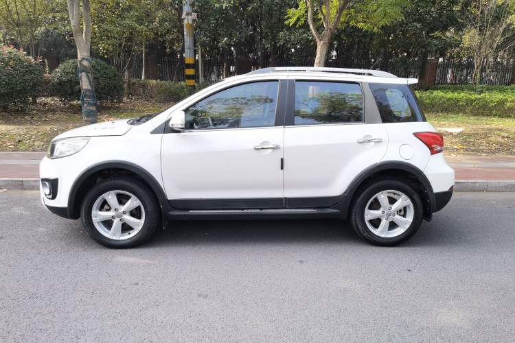 Used Haval H1 2016 Red-Label 1.5L AMT Luxury Model