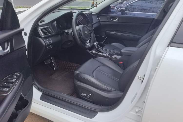 Used Kia K5 2016 1.6T Automatic LUX
